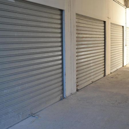 Seaview Bay Studio & Private Garage Vlore Exterior photo